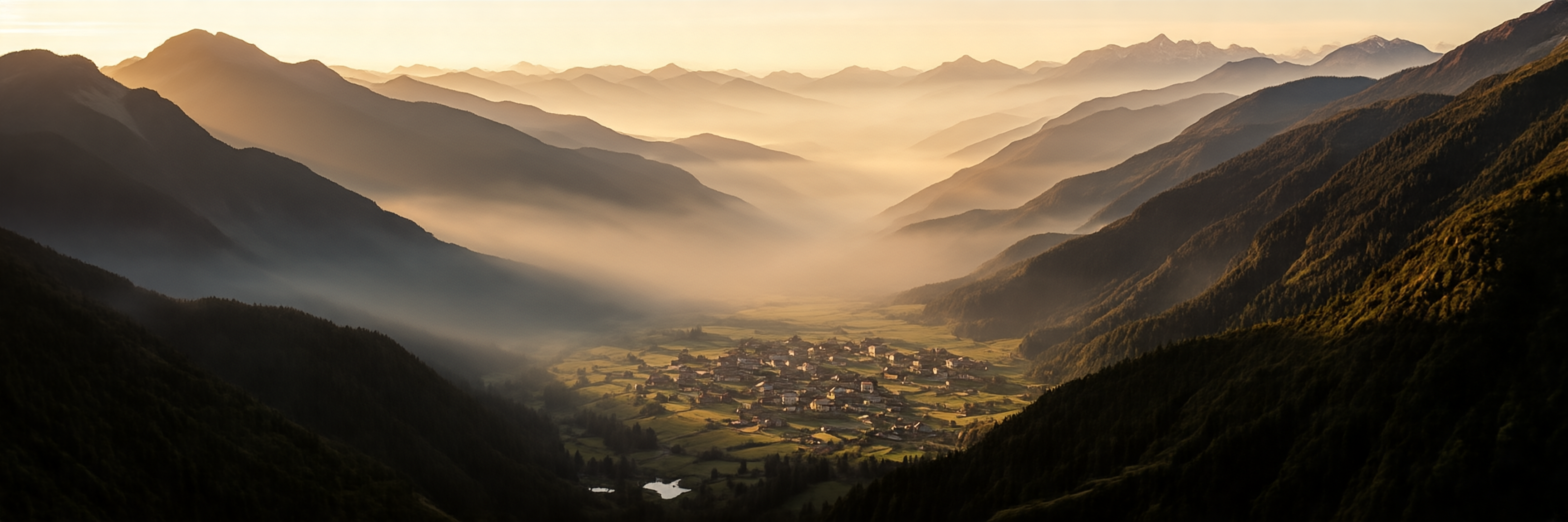 Misty valley 3:1 panorama